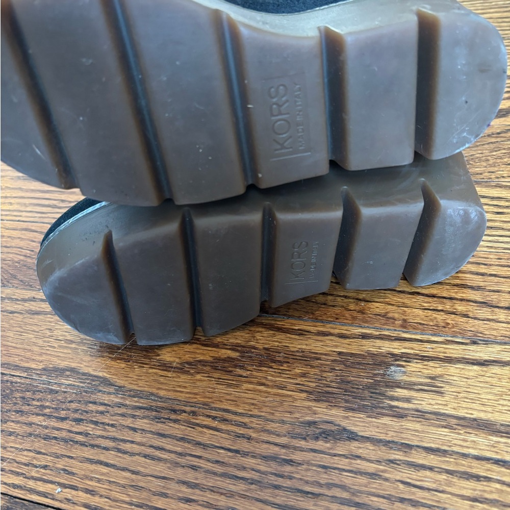 Michael Kors boot girls size 2 - Picture 6 of 7